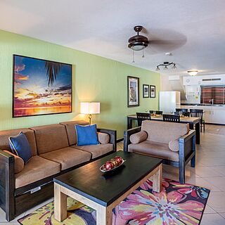 Amsterdam Manor Beach Resort — Living Area