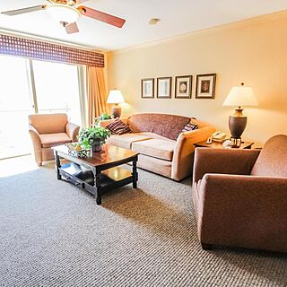 InnSeason Resorts Pollard Brook — Sample Living Area
