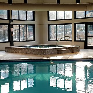 Laurel Point Resort — Pool