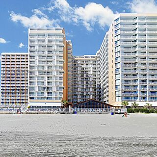 Sands Ocean Club — oceanfront