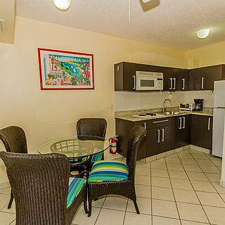 La Vista — Kitchen