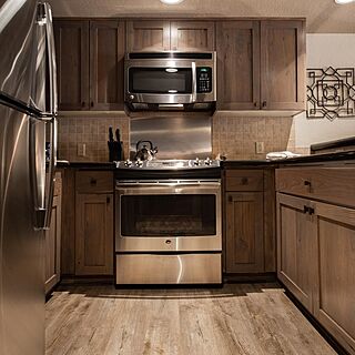 St. James Place &mdash; Sample Kitchen