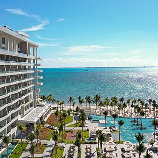 Garza Blanca Resort & Spa Cancun — Exterior