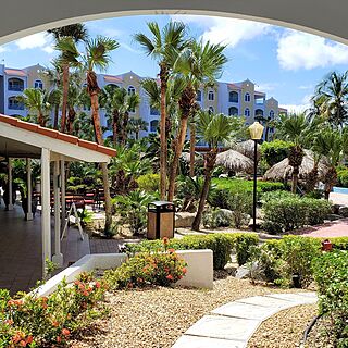 Costa Linda Beach Resort — Grounds