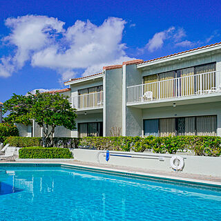 Ventura at Boca Raton — Pool