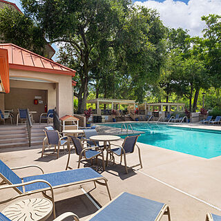 Harbourside III — Pool