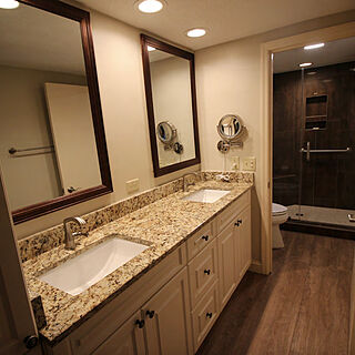 Harbourside III — Bathroom