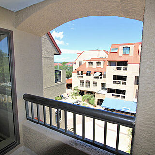 Harbourside III — Balcony