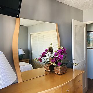 Aloha Towers — Sample Bedroom