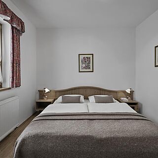 Lisi Family Hotel — Bedroom