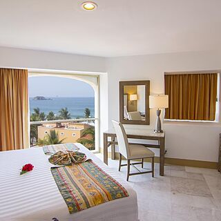 Tesoro Ixtapa — Bedroom