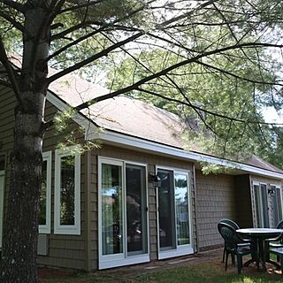 Cathedral Ledge Resort — Exterior