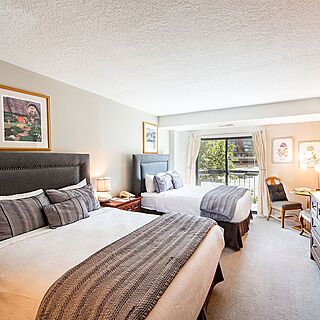 Shadow Ridge &mdash; Sample unit bedroom