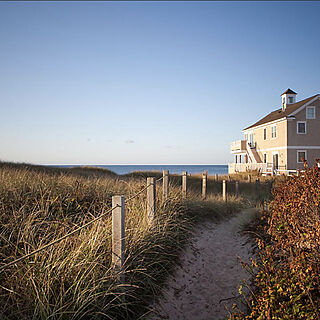Breakers Beach Resort — Exterior