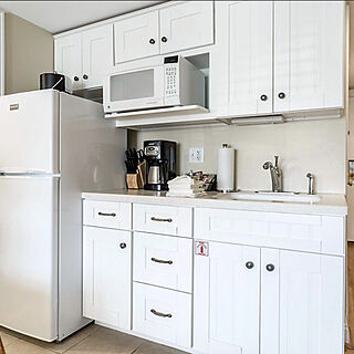 Breakers Beach Resort — Sample Kitchen