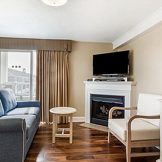 Breakers Beach Resort — Sample Living Area
