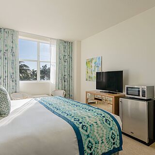 Marriott Vacation Club Pulse, South Beach — Sample Studio Unit
