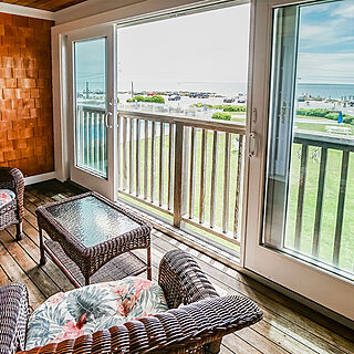 Beachside Village Resort — Sample Sunroom