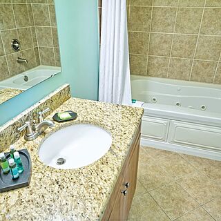 Club Wyndham Towers on the Grove &mdash; Sample Bathroom