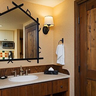 Boulder Ridge Villas at Disney's Wilderness Lodge — Sample Bathroom