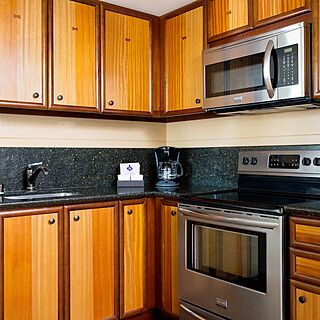 Aulani, a Disney Resort & Spa &mdash; Sample Kitchen
