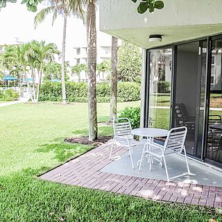 Berkshire by the Sea &mdash; Sample Patio