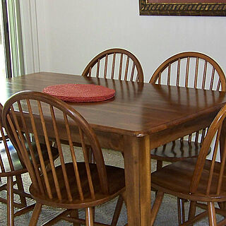 Foxrun Townhouses — Sample Dining Area