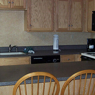 Foxrun Townhouses — Sample Kitchen