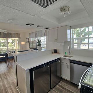 Dover House Resort — Sample Kitchen