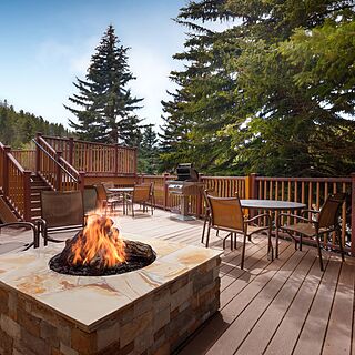 Marriott's StreamSide at Vail - Birch, Douglas, and Evergreen &mdash; Common Patio With Firepit, Picnic Area and Grill