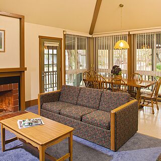 Club Wyndham Shawnee Village — Sample Living Area