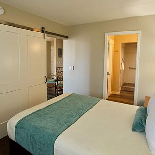 Royal Kuhio — Sample Bedroom