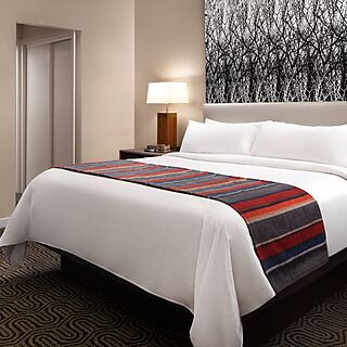 Marriott's StreamSide at Vail - Birch, Douglas, and Evergreen &mdash; Sample Bedroom - Douglas Building