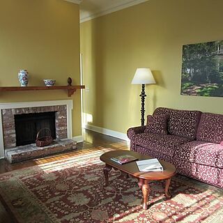 Lodge Alley Inn — Sample Living Area