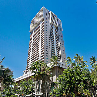 Lifetime in Hawaii — Exterior
