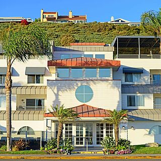 Riviera Beach and Shores Resort — Exterior