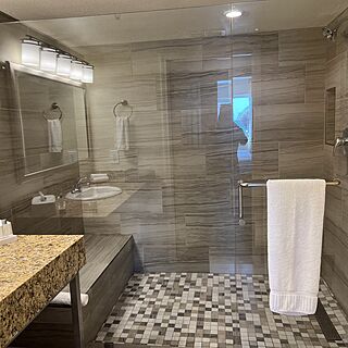 Riviera Beach and Shores Resort — Sample Bathroom