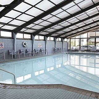 Barclay Towers &mdash; Pool