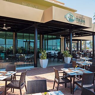 Paradise Village Beach Resort & Spa — Restaurant