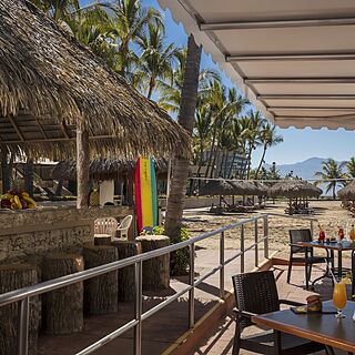 Paradise Village Beach Resort & Spa — Bar