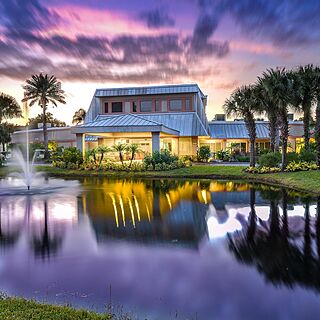 Aqua Sol, a Hilton Vacation Club — Exterior