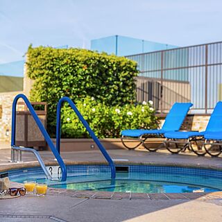 Polo Towers &mdash; Hot Tub