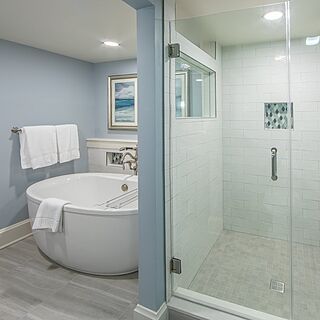 Holiday Inn Club Vacations Cape Canaveral Beach Resort &mdash; Sample Bathroom