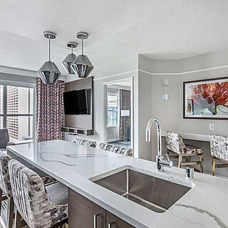 Hilton Grand Vacations at the Flamingo — Sample Kitchen