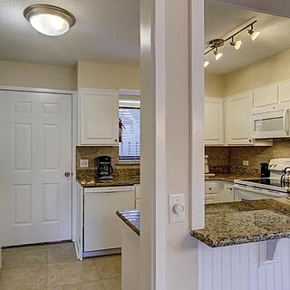 Ocean Cove Club at Palmetto Dunes &mdash; Sample Kitchen