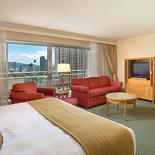 Waikiki Marina Resort at the Ilikai — Sample Bedroom