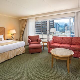 Waikiki Marina Resort at the Ilikai — Sample Bedroom