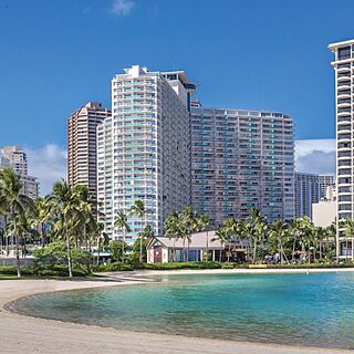 Waikiki Marina Resort at the Ilikai — Exterior