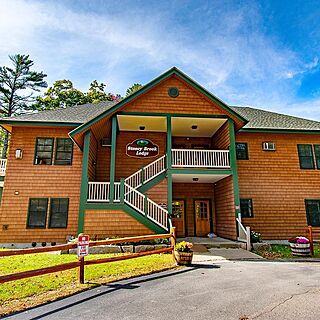 Attitash Mountain Village &mdash; Exterior