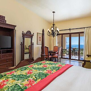 Hacienda Encantada Resort & Residences — Hacienda Luxury Suite Bedroom